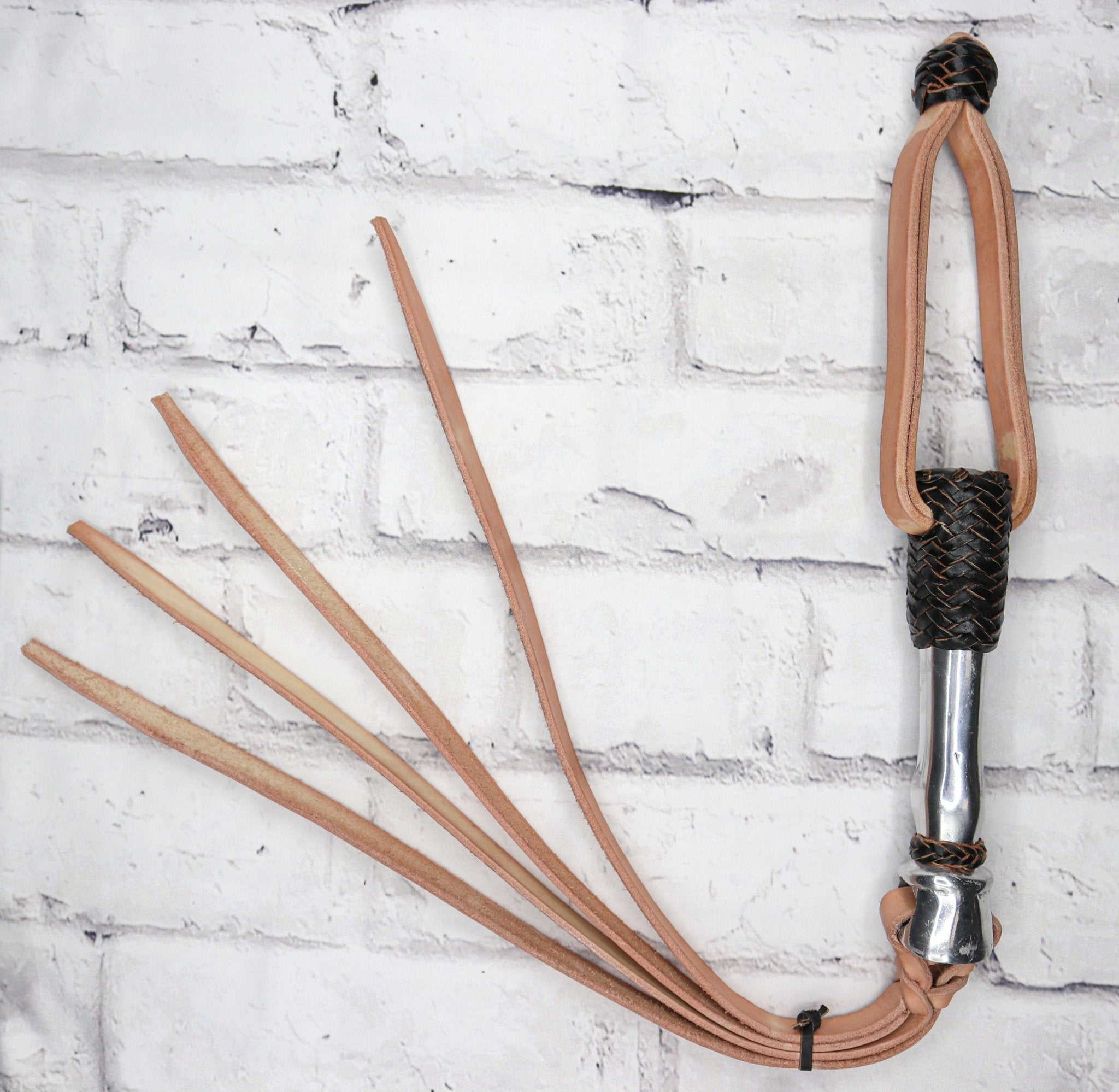 CHARRO SADDLE HORSE Quirt. Chicote De Cuero. Cuarta Charra Para Caballo, Tack $29.99 CHARRO SADDLE HORSE Quirt. Chicote De Cuero. Cuarta Charra Para Caballo, Tack $29.99