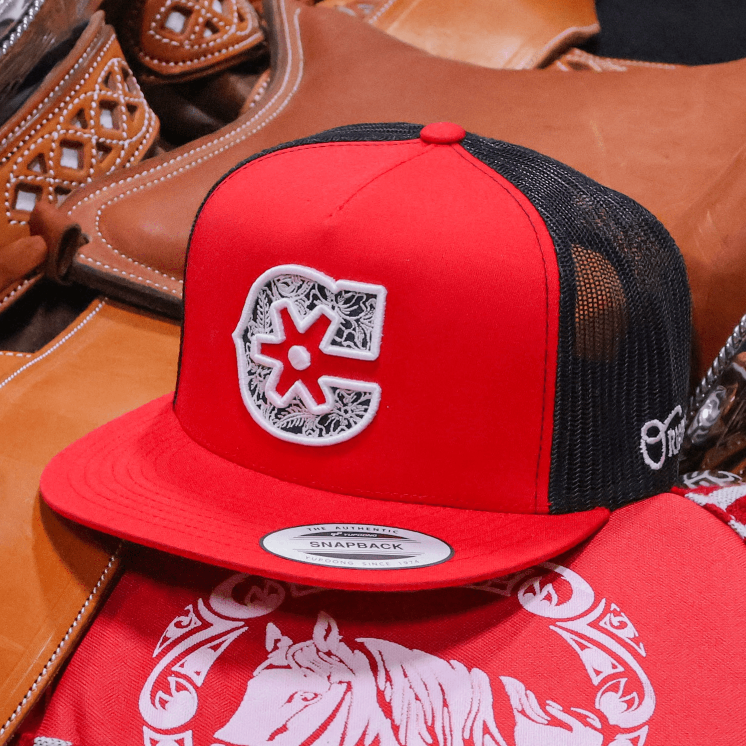 Corazon Latino Pink Hat Target Camo 