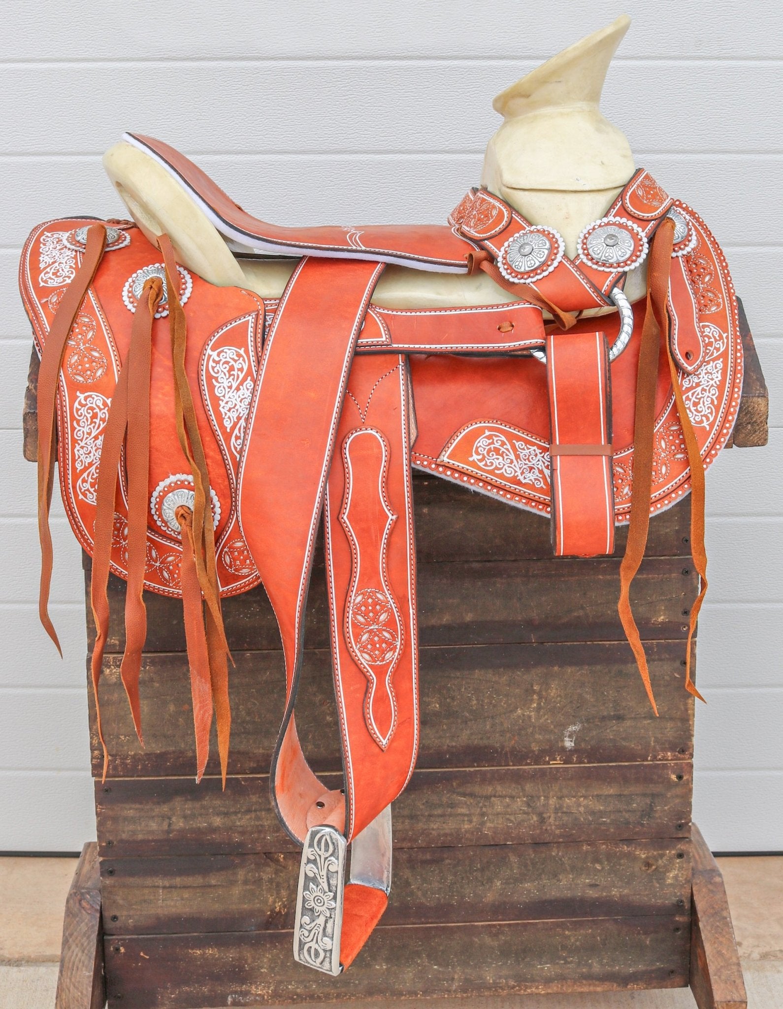 Ruiz Red Rojo Sarape Charro Mexican Saddle