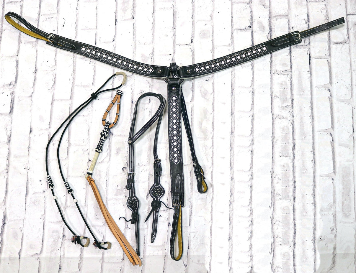 Black Horse Lienzo Set Charro - M - Royal Saddles - Charro Tack Sets