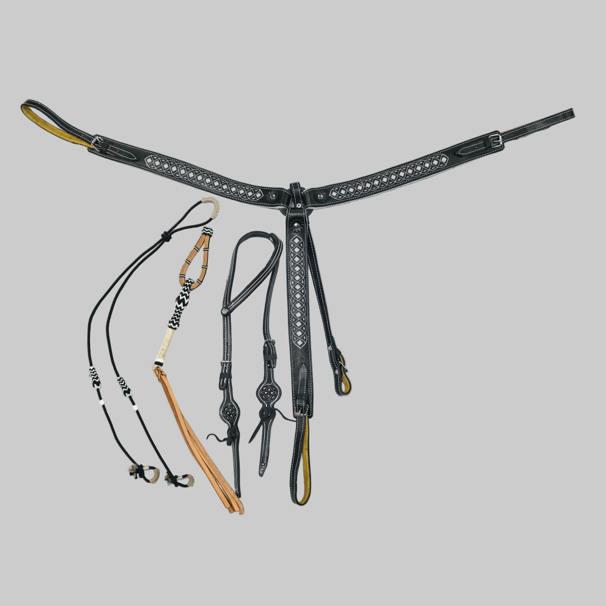 Black Horse Lienzo Set Charro - M - Royal Saddles - Clearance/ Bundle Deals