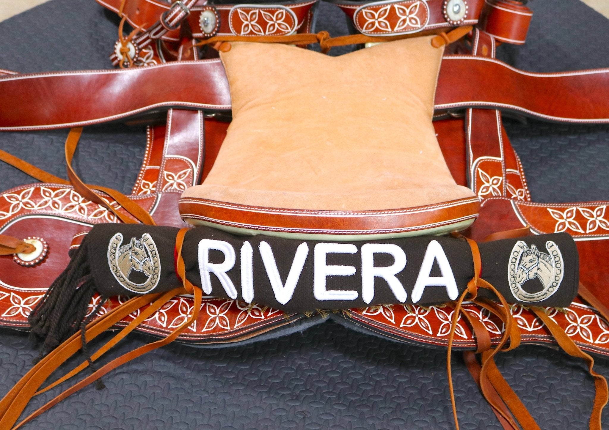Charro Saddle Pecho Pretal Cafe Vaqueta Montura Charra Charro Saddle Pecho Pretal Cafe Vaqueta Montura Charra