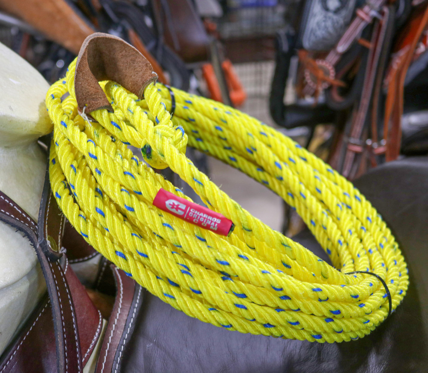39 ft  Yellow/Azul Soga De Plastico Charro Trick Rope