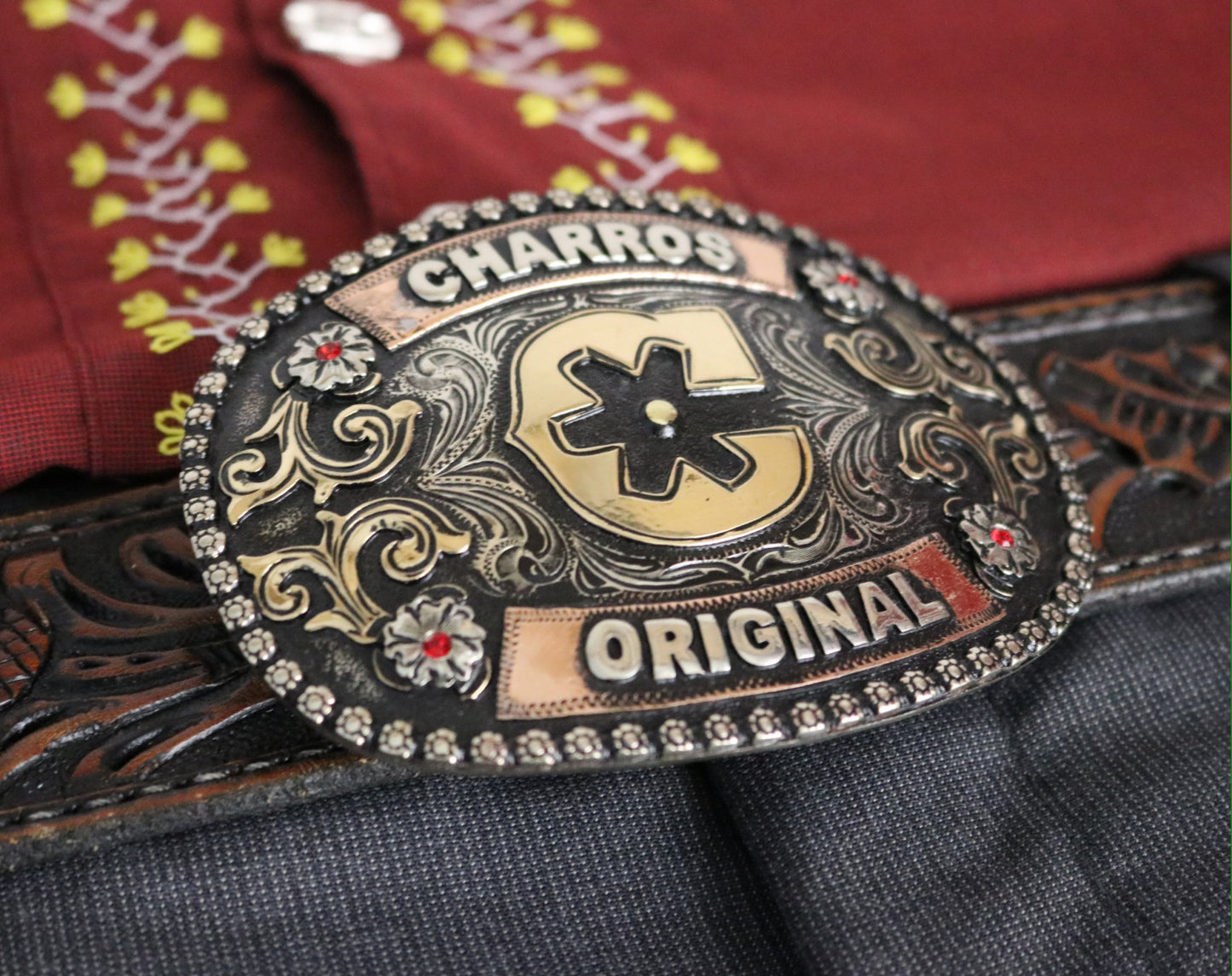 Charros Hebilla Fina Acero “C